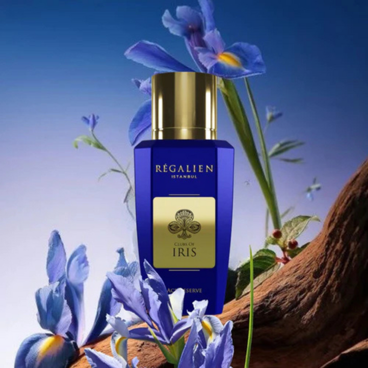 Regalien Clubs Of Iris Extrait de Parfum