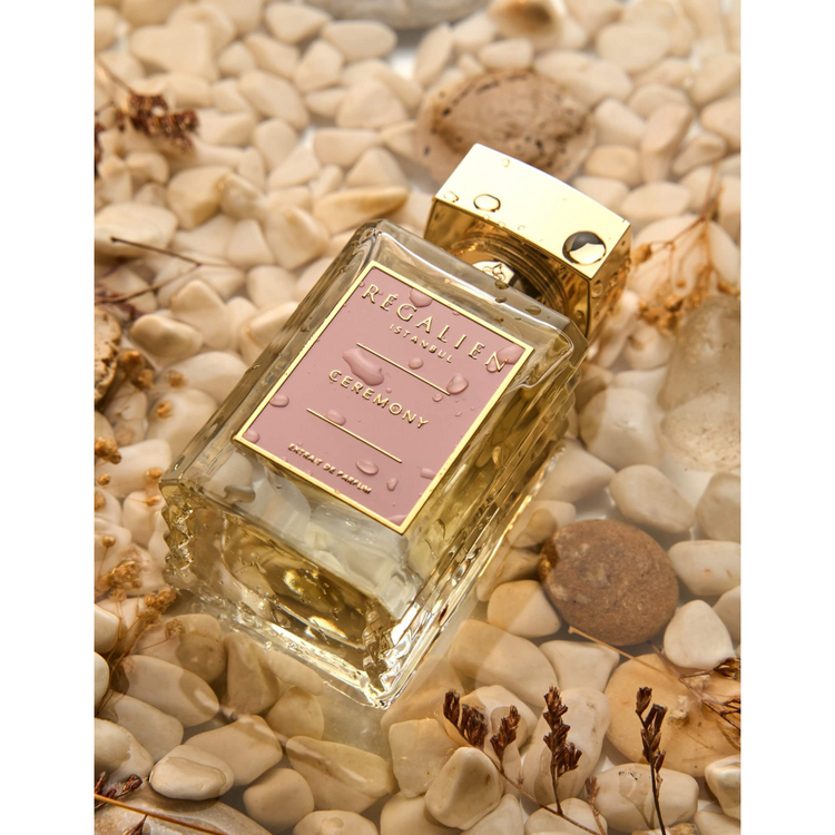 Regalien Ceremony Extrait de Parfum