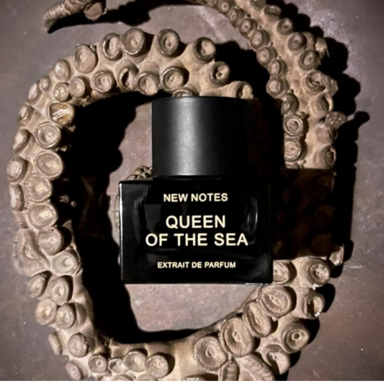 New Notes Queen Of The Sea Extrait De Parfum