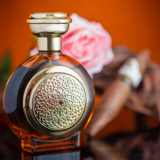 Boadicea the Victorious Tobacco Sapphire | Samples